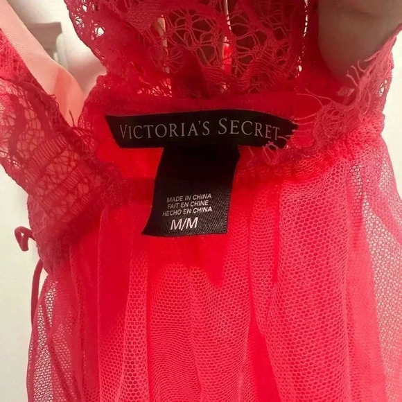 Victoria’s Secret Hot Pink Sheer Mesh Babydoll Nighty Slip Dress Tulle Size M - Picture 3 of 3